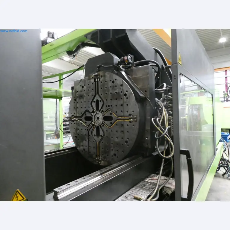 Engel Spritzgießmaschinen und Maschinen aus der Kunststoffindustrie-13