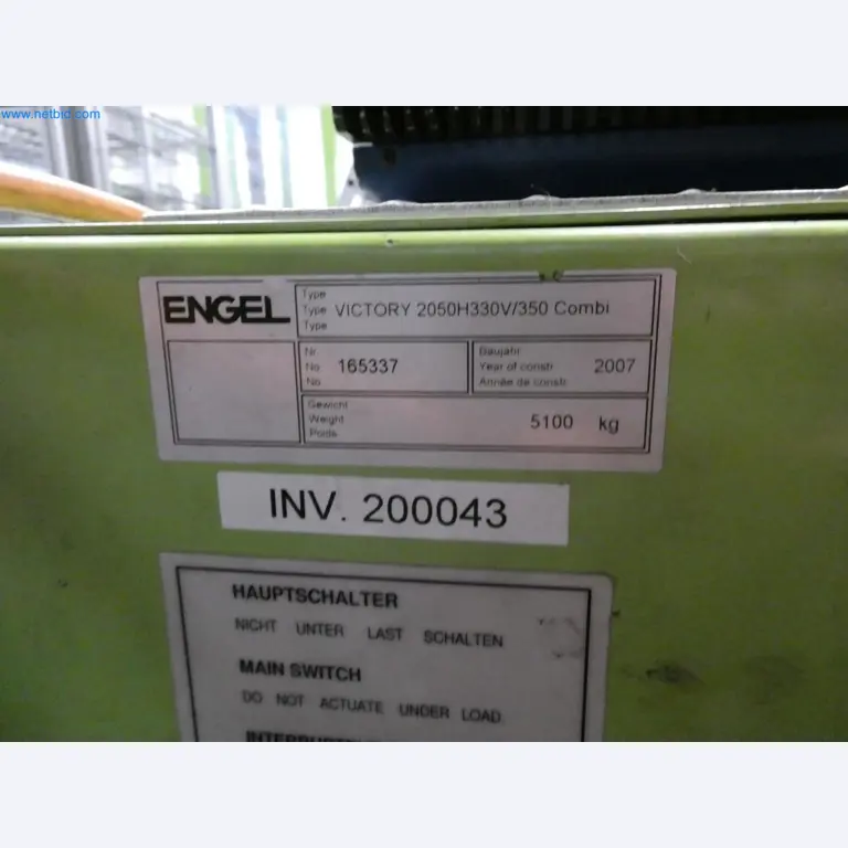 Engel Spritzgießmaschinen und Maschinen aus der Kunststoffindustrie-16