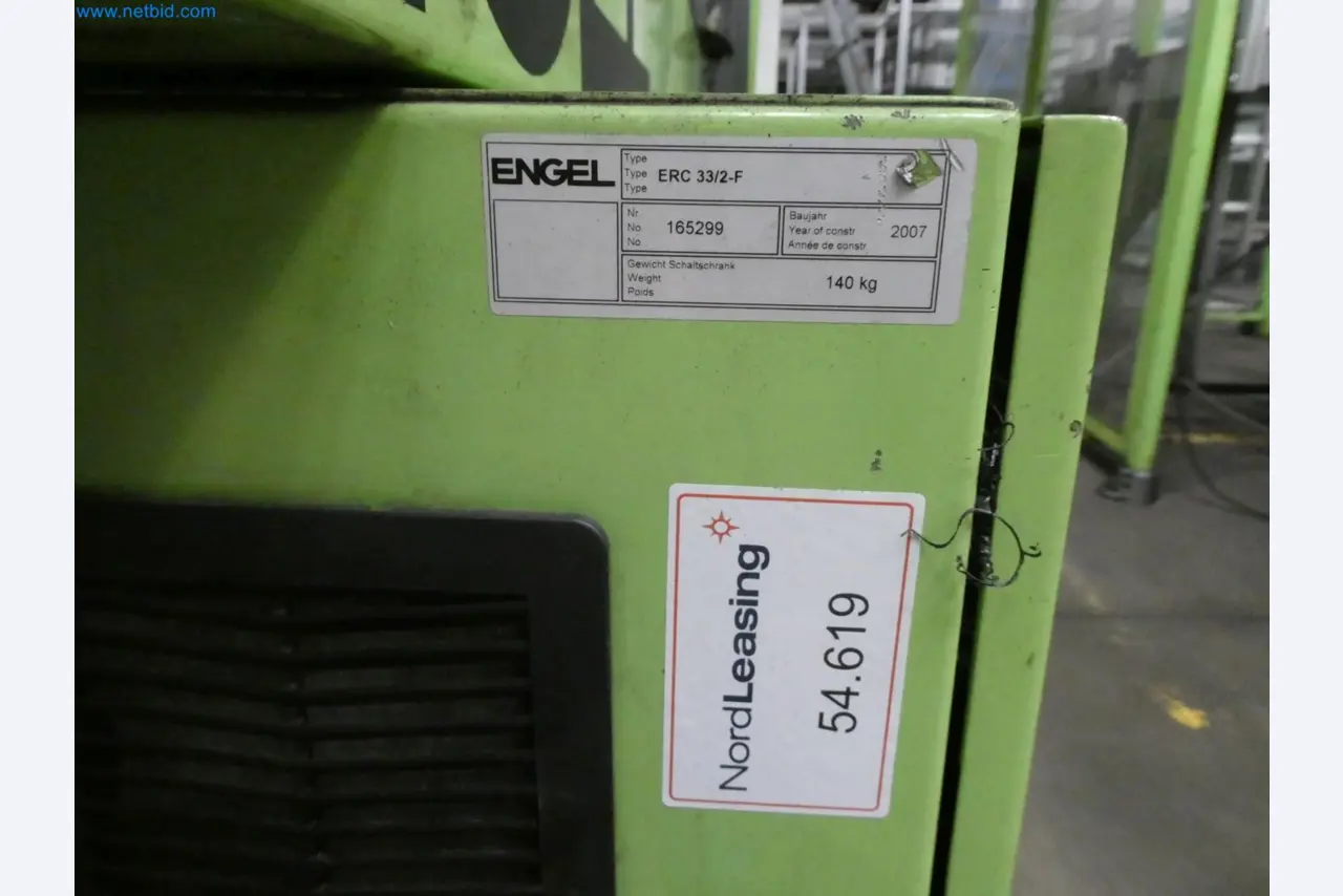 Engel Spritzgießmaschinen und Maschinen aus der Kunststoffindustrie-17