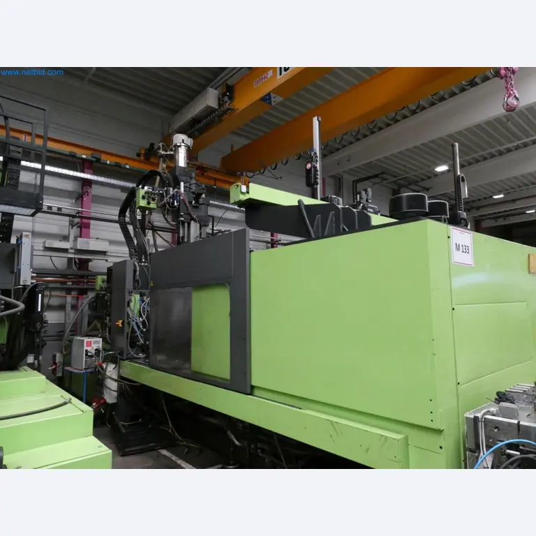 Engel Spritzgießmaschinen und Maschinen aus der Kunststoffindustrie-5