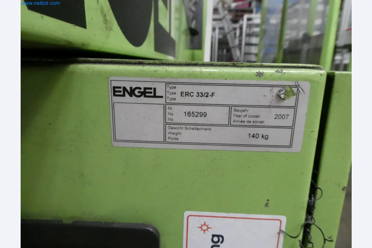 Engel Spritzgießmaschinen und Maschinen aus der Kunststoffindustrie-8