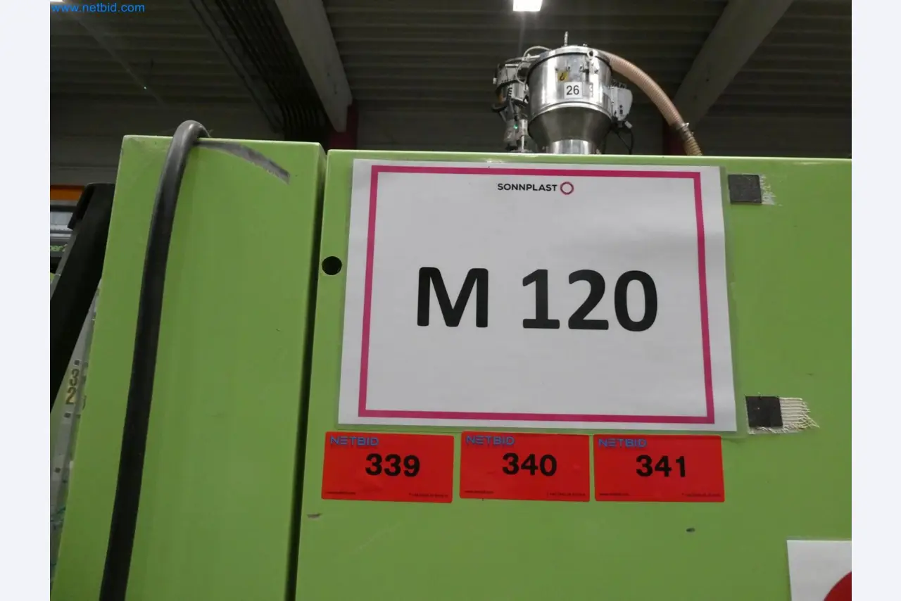 Engel Spritzgießmaschinen und Maschinen aus der Kunststoffindustrie-12