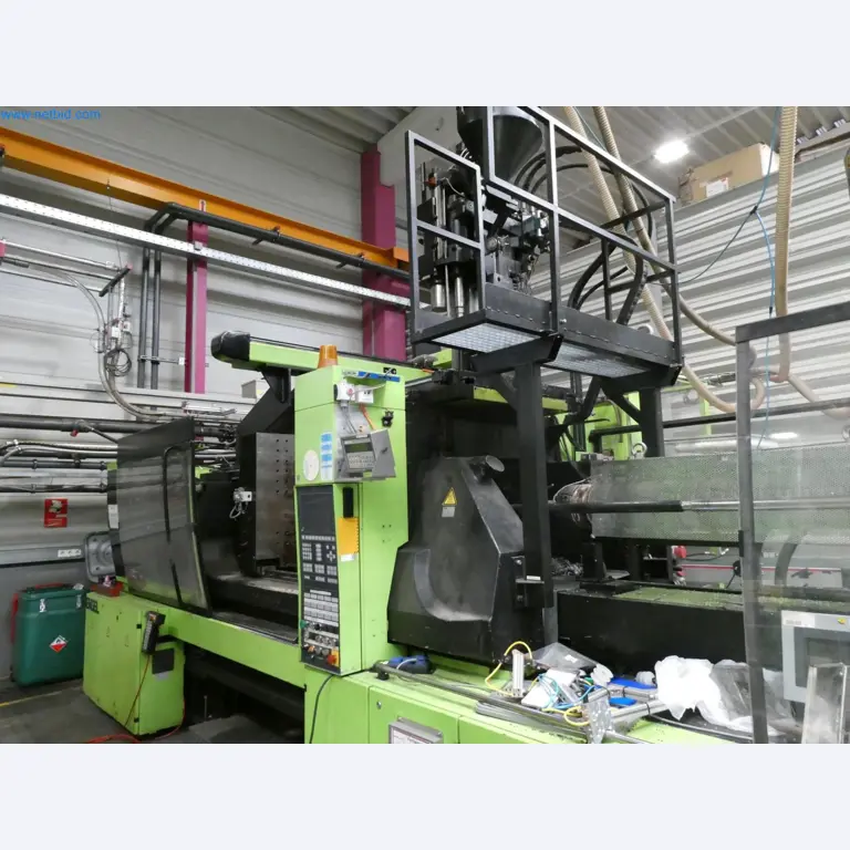 Engel Spritzgießmaschinen und Maschinen aus der Kunststoffindustrie-3