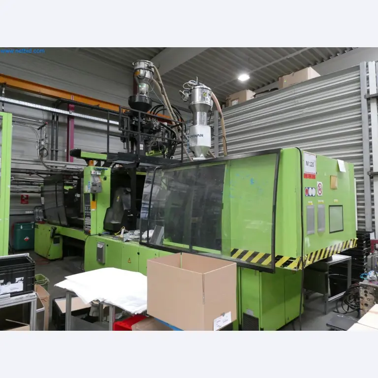 Engel Spritzgießmaschinen und Maschinen aus der Kunststoffindustrie-4