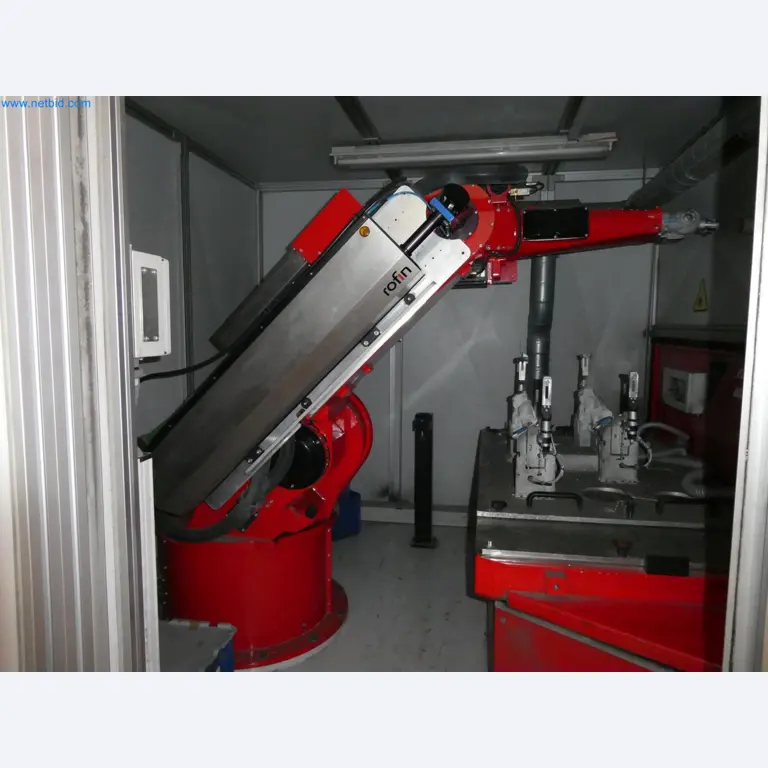 Engel Spritzgießmaschinen und Maschinen aus der Kunststoffindustrie-10