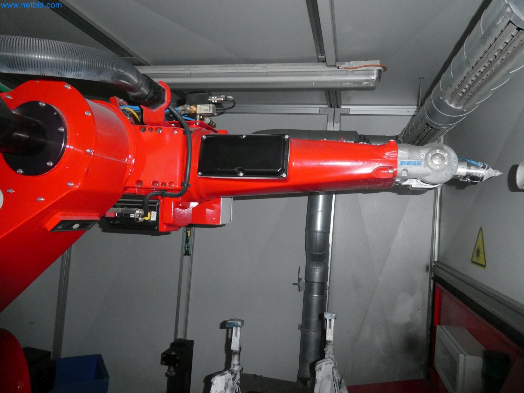 Engel Spritzgießmaschinen und Maschinen aus der Kunststoffindustrie-11