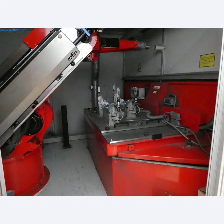 Engel Spritzgießmaschinen und Maschinen aus der Kunststoffindustrie-12