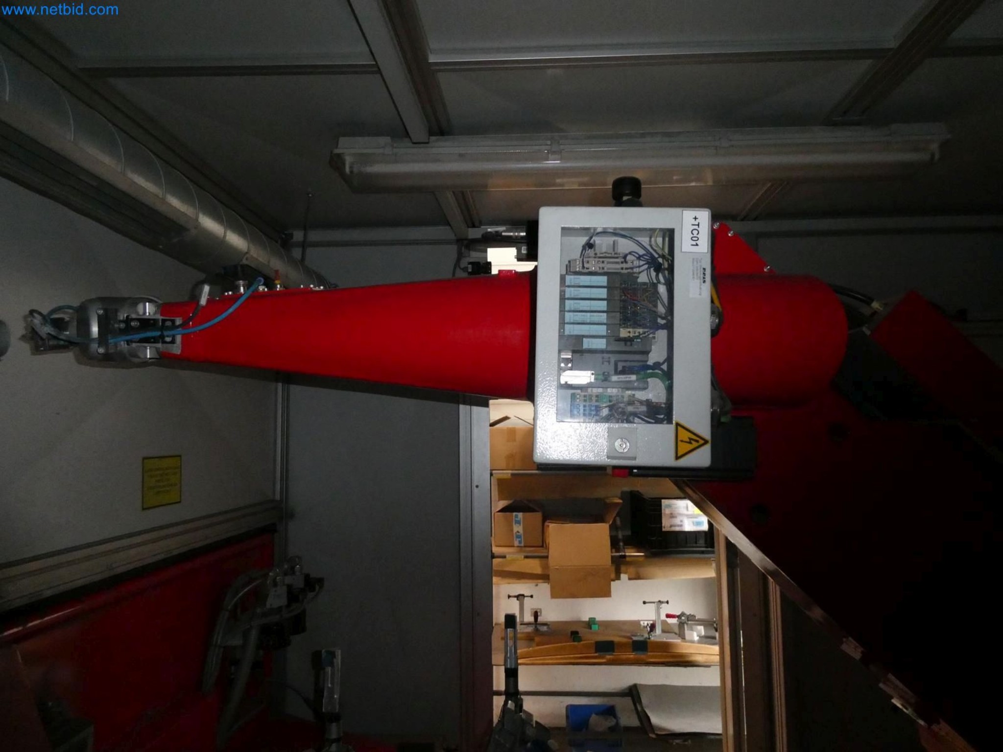 Engel Spritzgießmaschinen und Maschinen aus der Kunststoffindustrie-13