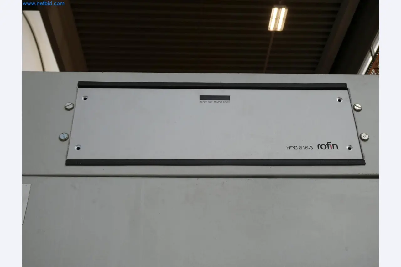 Engel Spritzgießmaschinen und Maschinen aus der Kunststoffindustrie-14