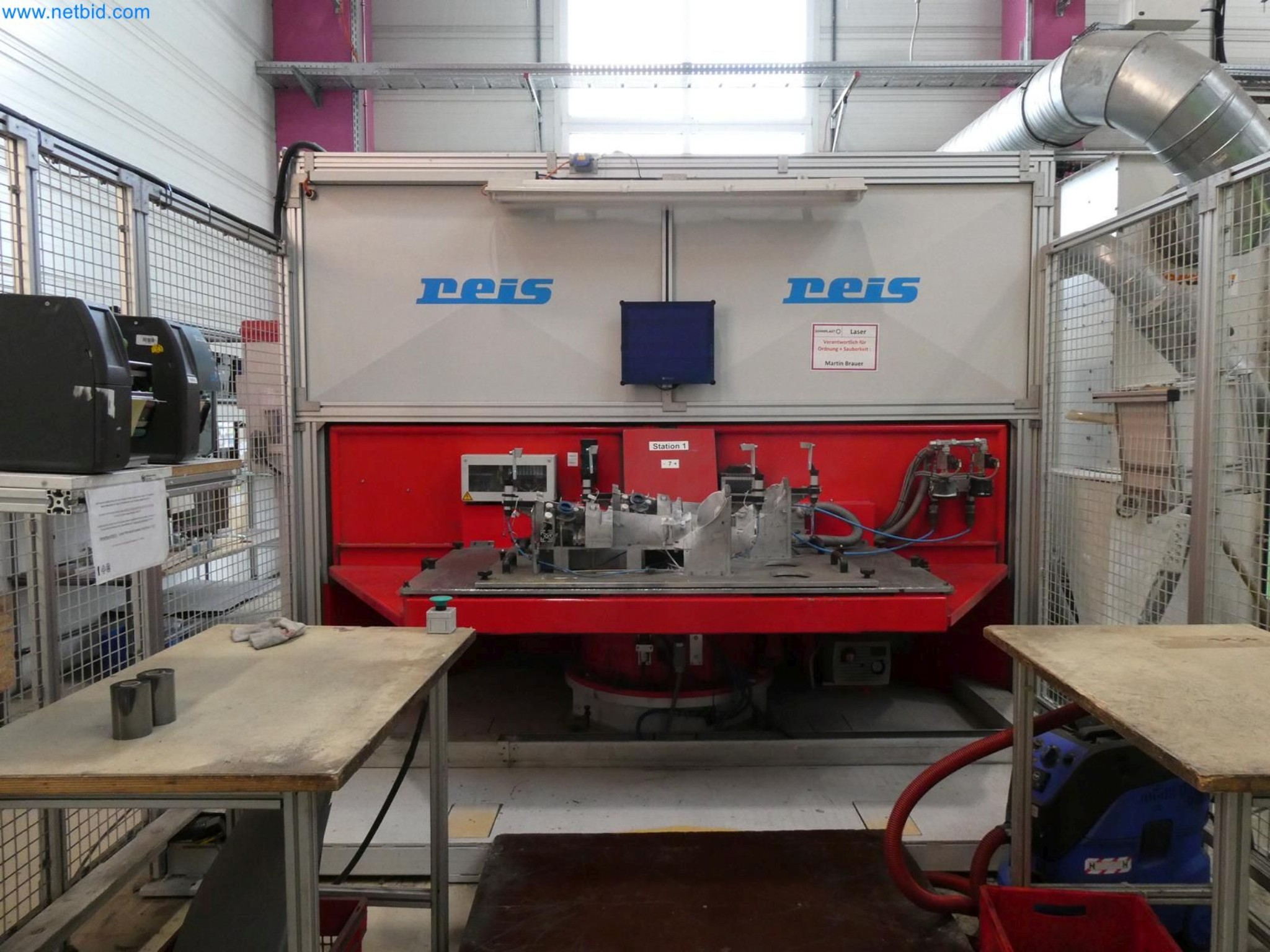 Engel Spritzgießmaschinen und Maschinen aus der Kunststoffindustrie-1