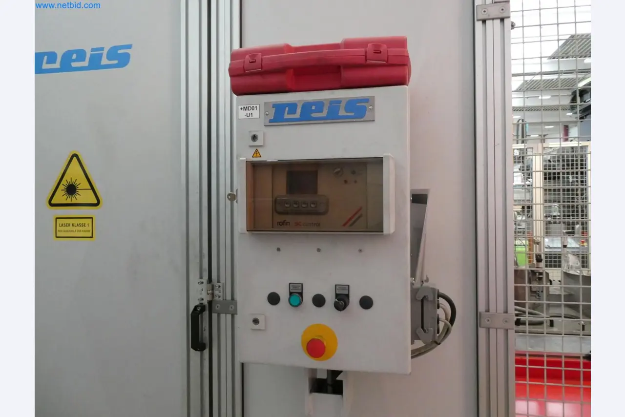 Engel Spritzgießmaschinen und Maschinen aus der Kunststoffindustrie-3