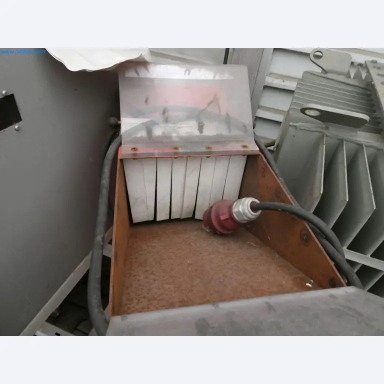 Engel Spritzgießmaschinen und Maschinen aus der Kunststoffindustrie-4