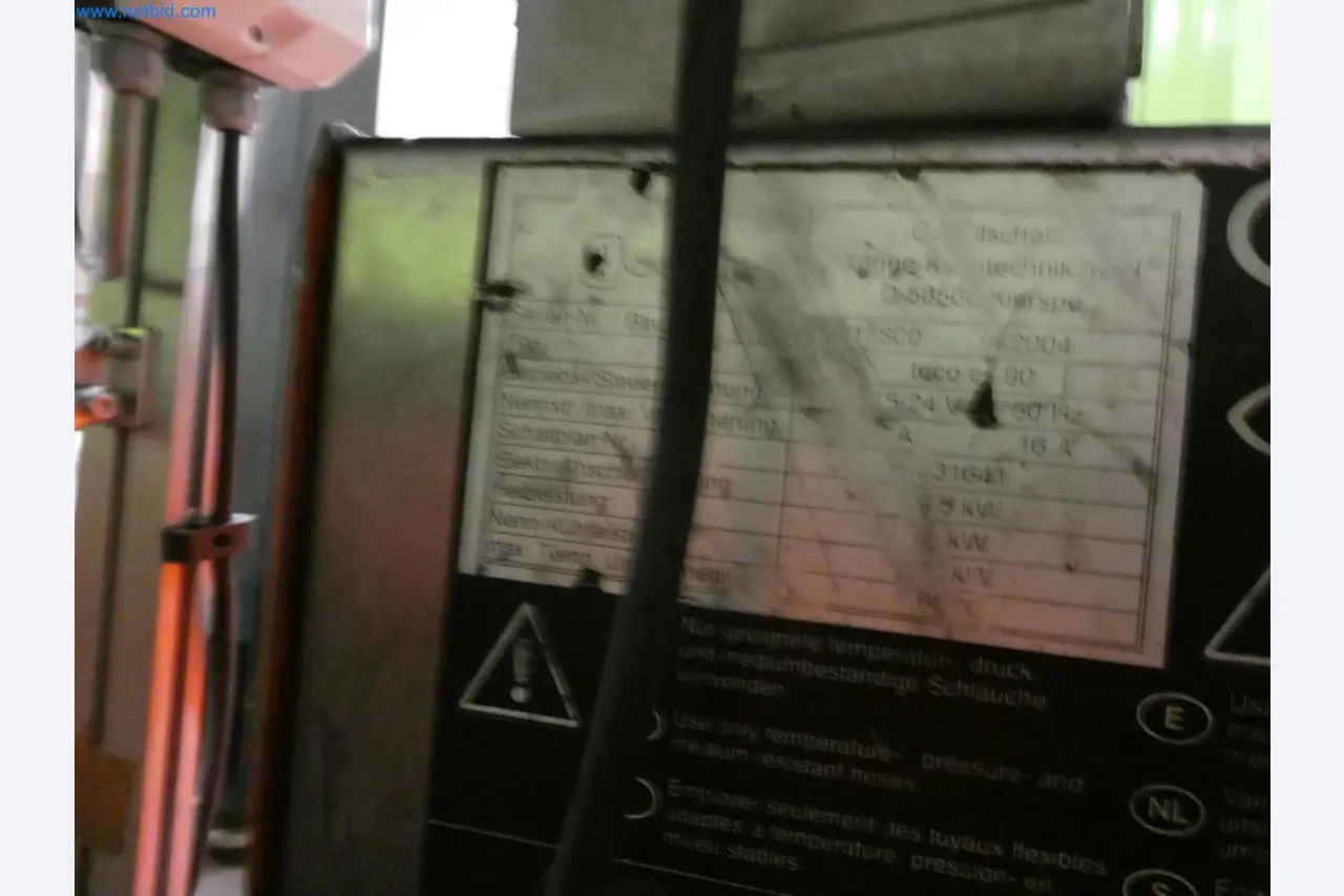 Engel Spritzgießmaschinen und Maschinen aus der Kunststoffindustrie-10