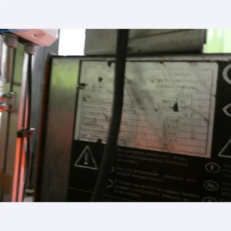 Engel Spritzgießmaschinen und Maschinen aus der Kunststoffindustrie-10