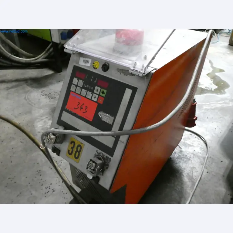 Engel Spritzgießmaschinen und Maschinen aus der Kunststoffindustrie-12