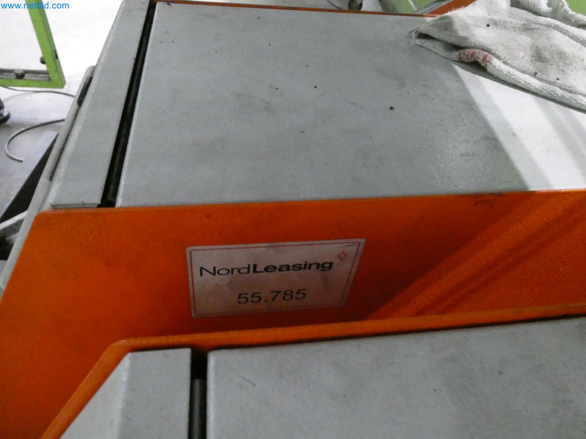 Engel Spritzgießmaschinen und Maschinen aus der Kunststoffindustrie-21