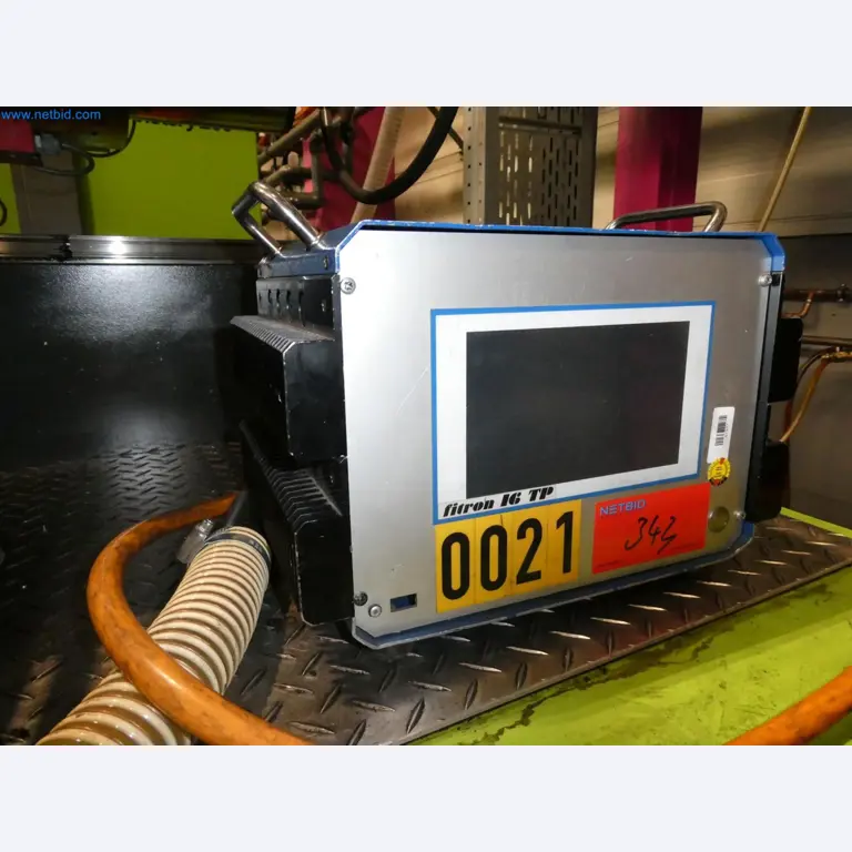 Engel Spritzgießmaschinen und Maschinen aus der Kunststoffindustrie-41