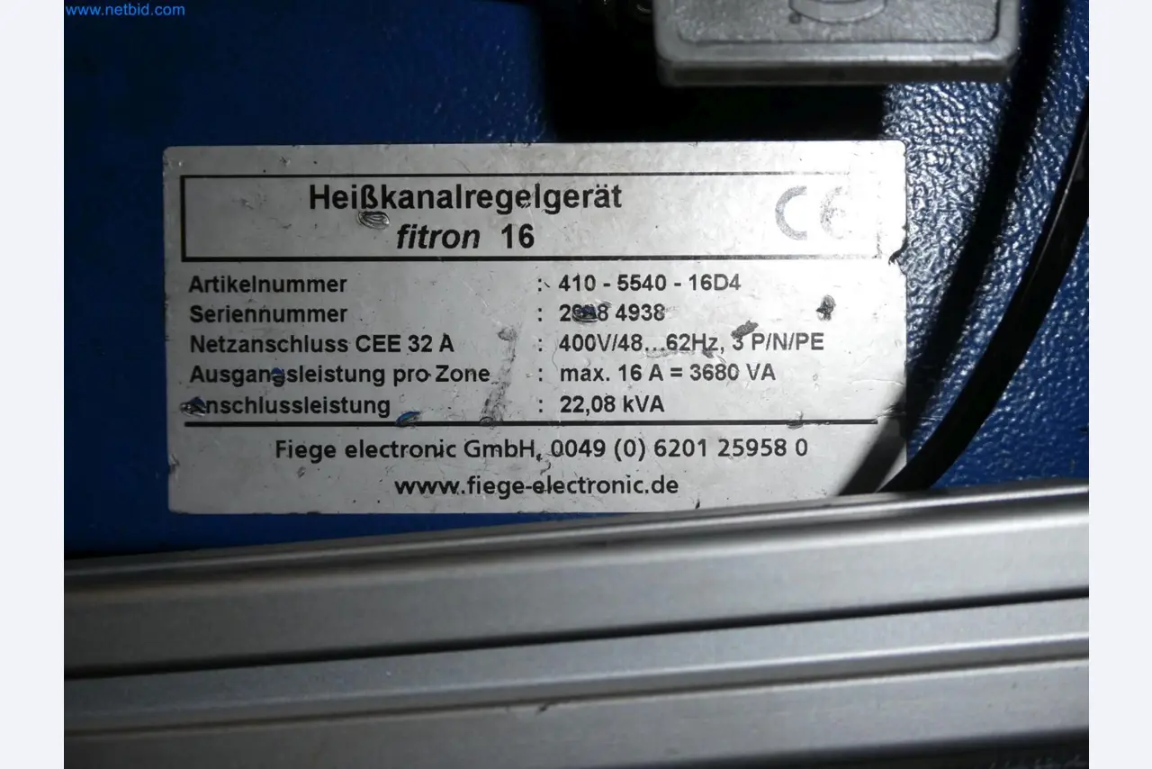 Engel Spritzgießmaschinen und Maschinen aus der Kunststoffindustrie-45