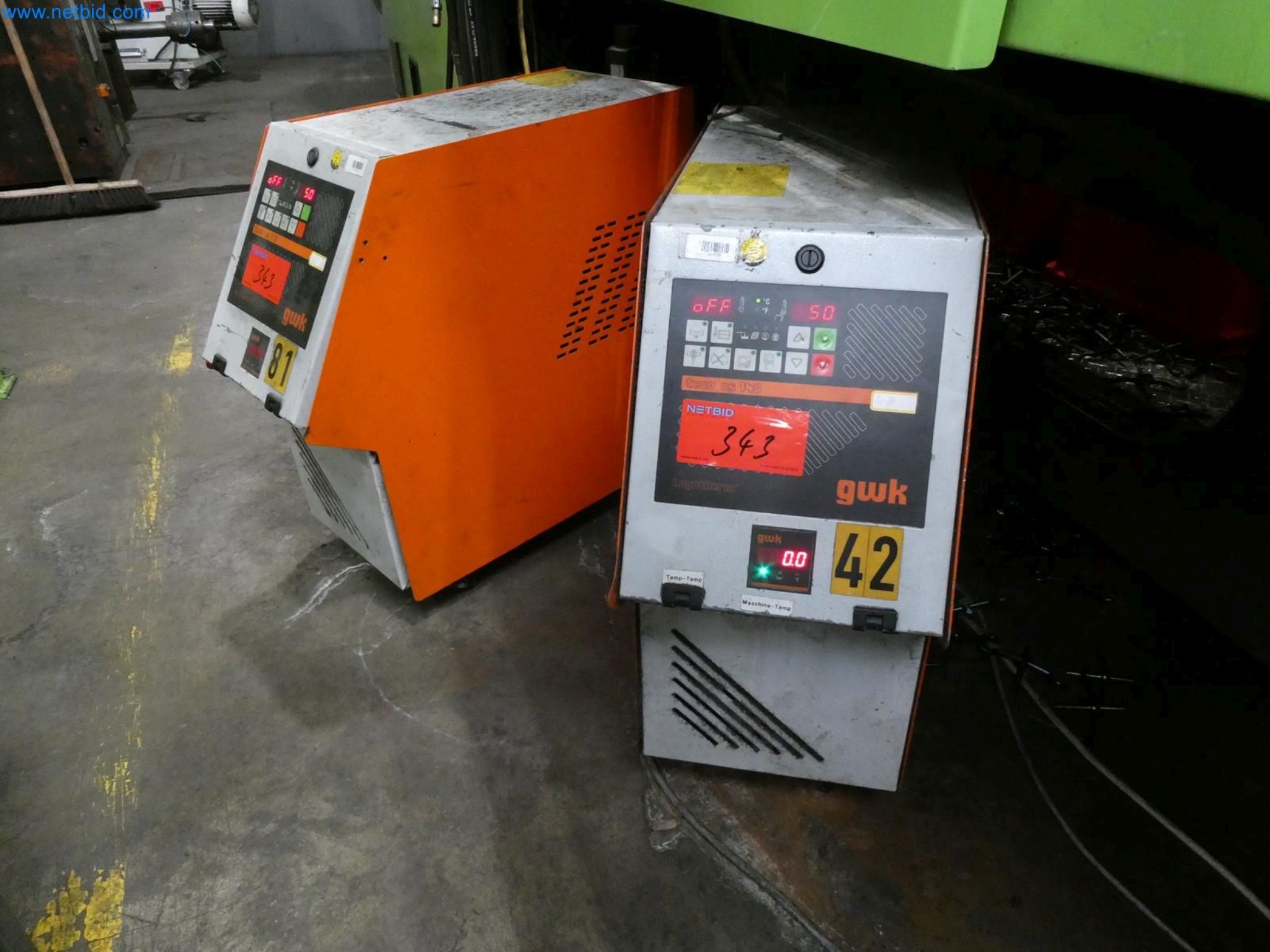 Engel Spritzgießmaschinen und Maschinen aus der Kunststoffindustrie-47