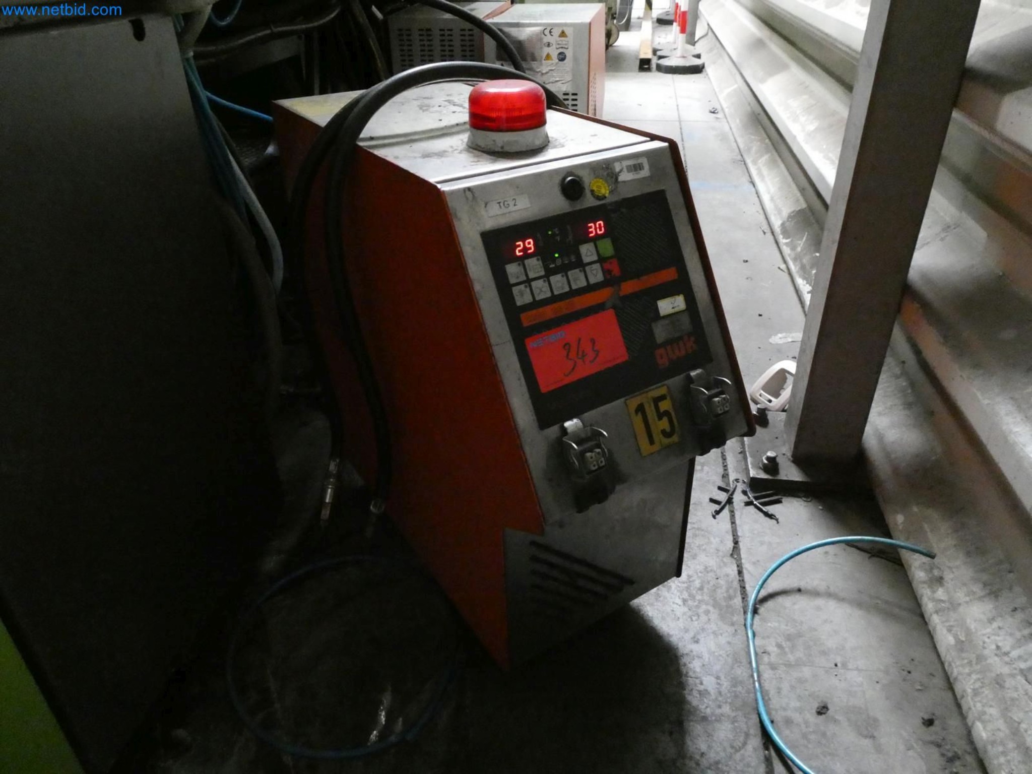 Engel Spritzgießmaschinen und Maschinen aus der Kunststoffindustrie-4