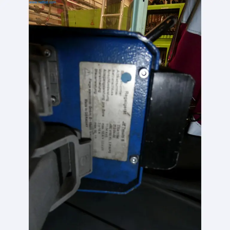 Engel Spritzgießmaschinen und Maschinen aus der Kunststoffindustrie-51