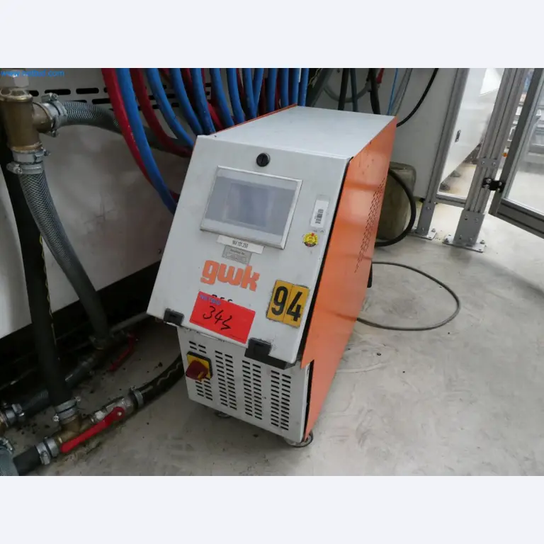 Engel Spritzgießmaschinen und Maschinen aus der Kunststoffindustrie-53