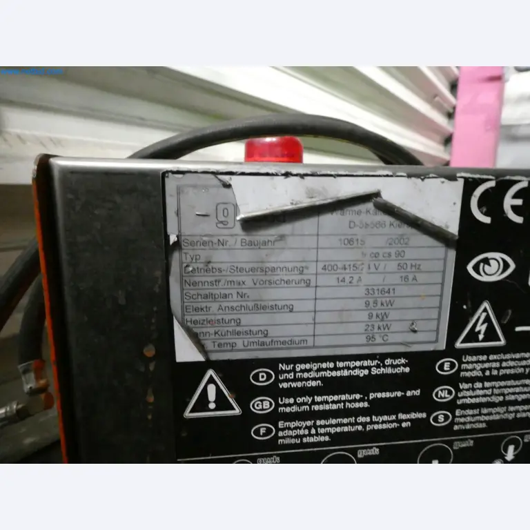 Engel Spritzgießmaschinen und Maschinen aus der Kunststoffindustrie-6