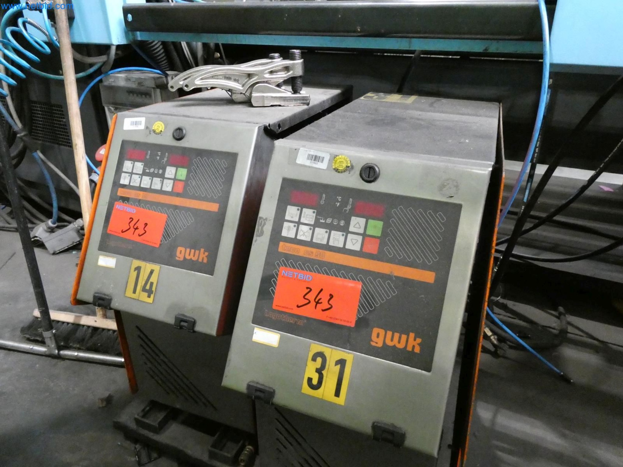 Engel Spritzgießmaschinen und Maschinen aus der Kunststoffindustrie-7