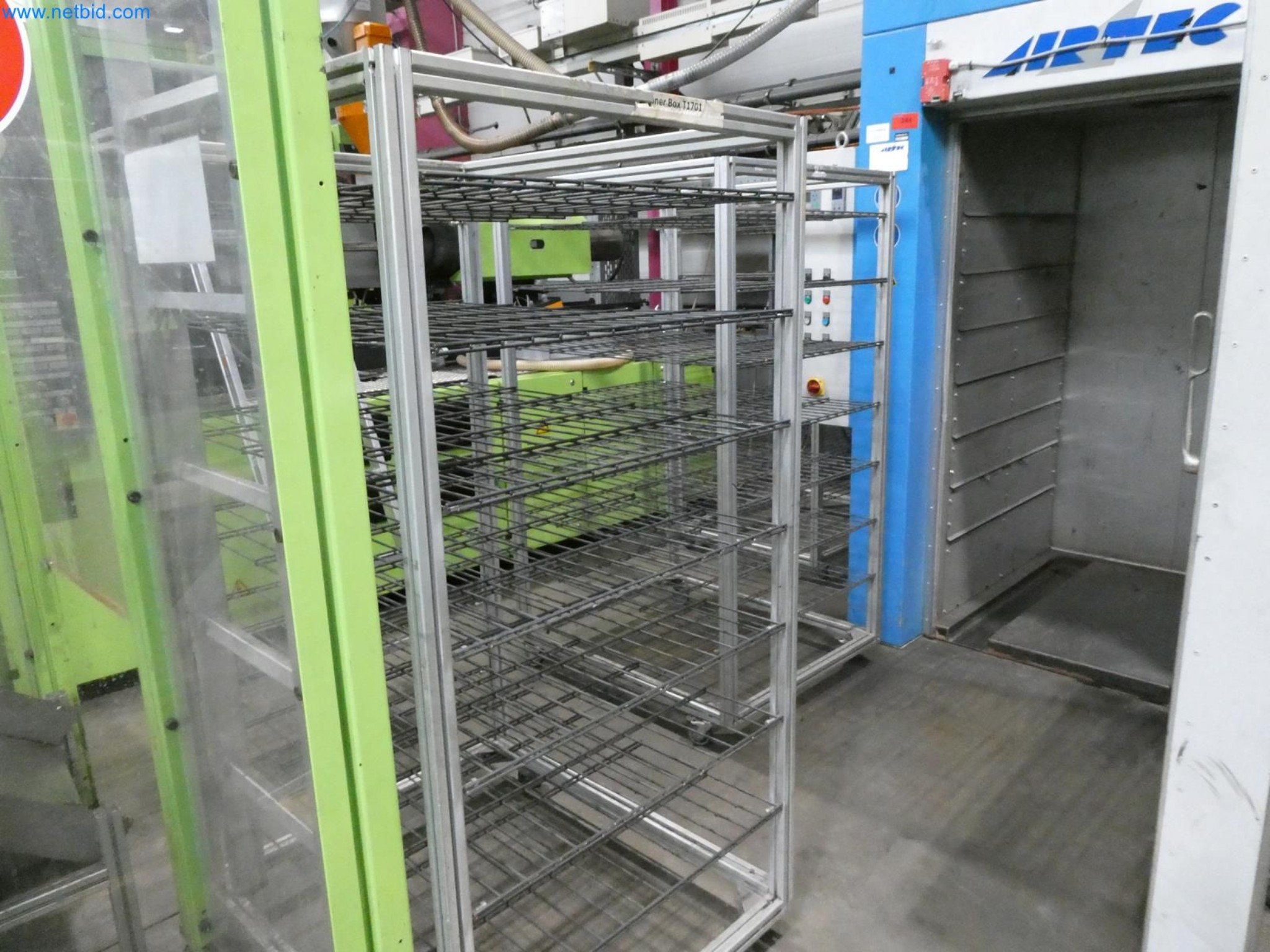 Engel Spritzgießmaschinen und Maschinen aus der Kunststoffindustrie-2