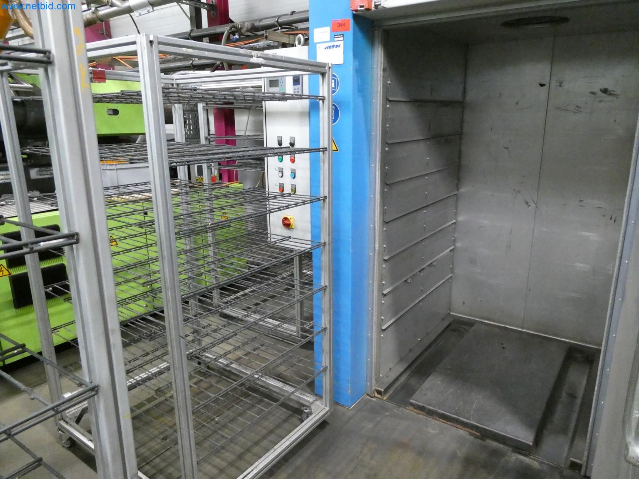 Engel Spritzgießmaschinen und Maschinen aus der Kunststoffindustrie-4