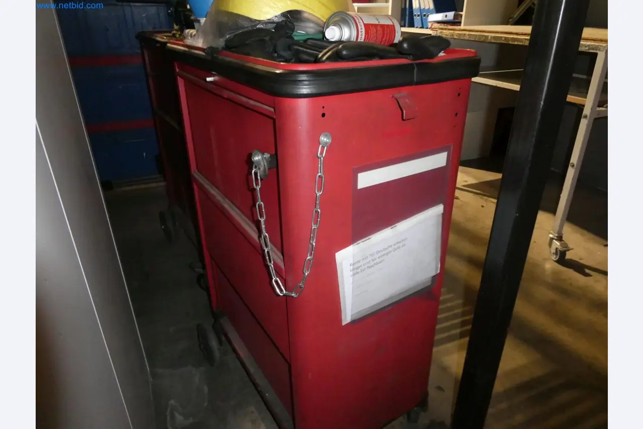 Engel Spritzgießmaschinen und Maschinen aus der Kunststoffindustrie-1