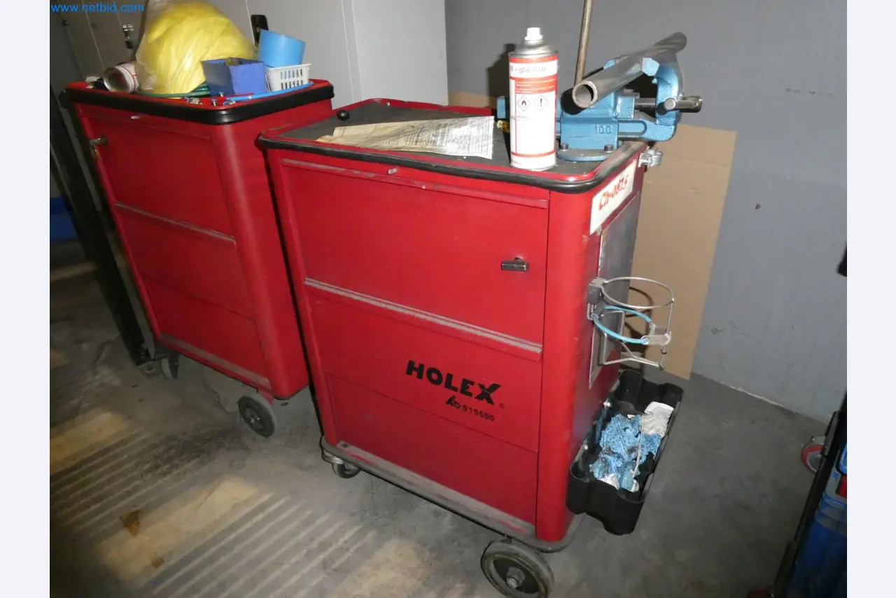 Engel Spritzgießmaschinen und Maschinen aus der Kunststoffindustrie-6