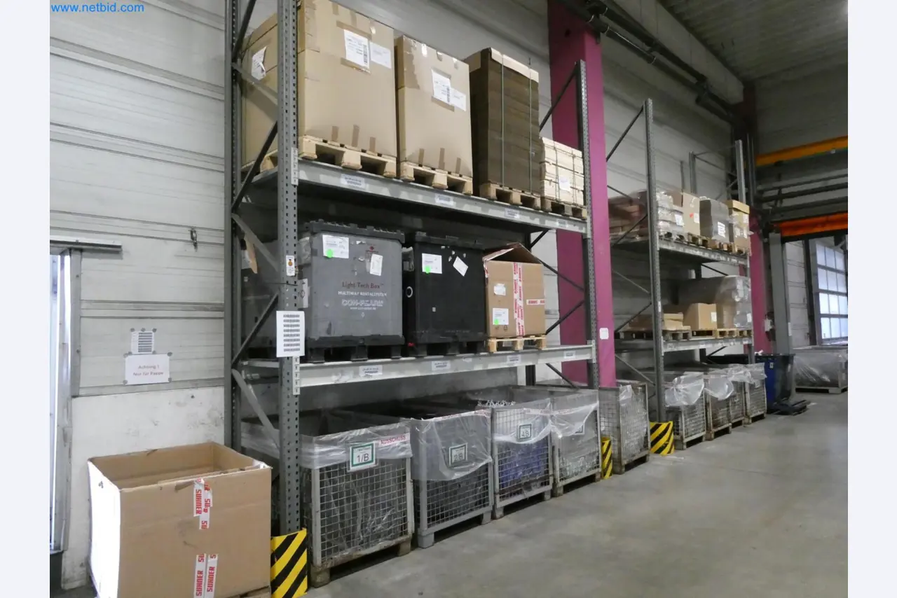 Engel Spritzgießmaschinen und Maschinen aus der Kunststoffindustrie-1