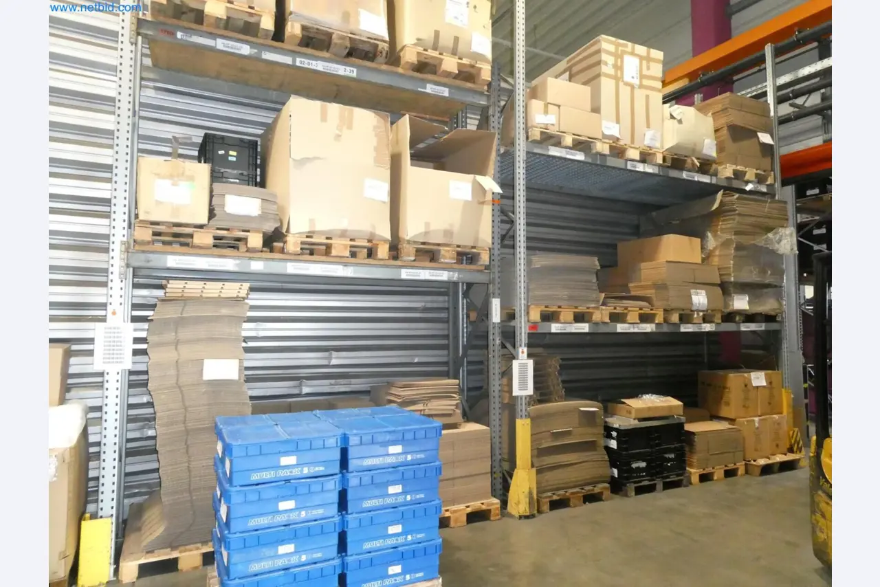 Engel Spritzgießmaschinen und Maschinen aus der Kunststoffindustrie-2