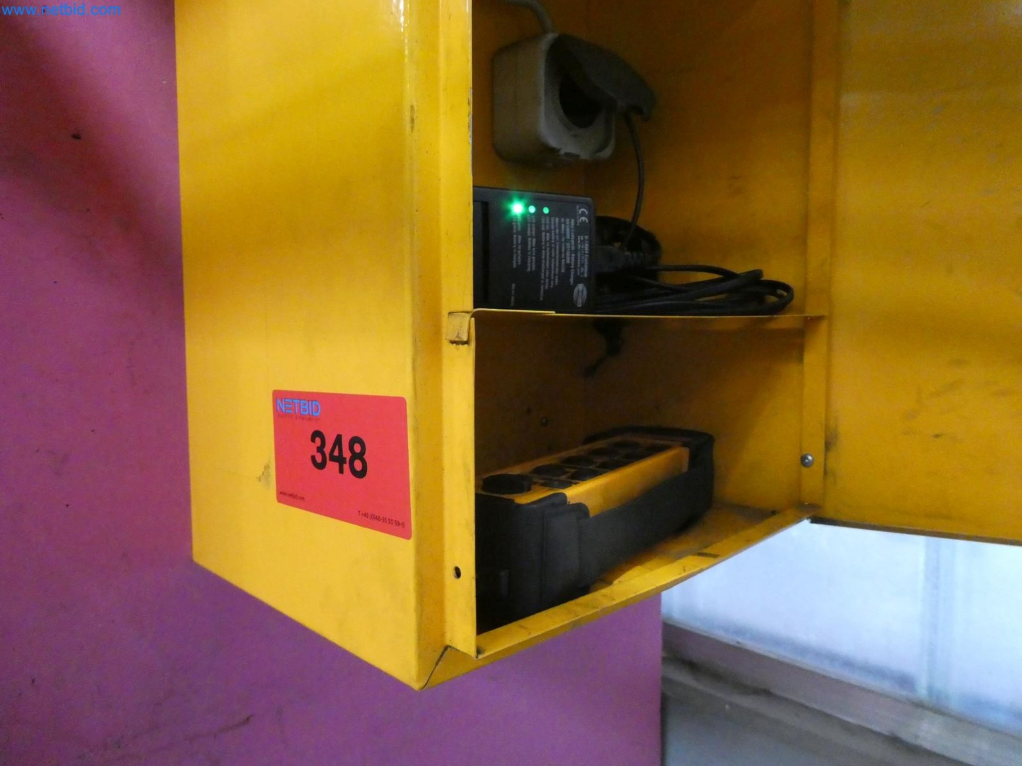 Engel Spritzgießmaschinen und Maschinen aus der Kunststoffindustrie-3