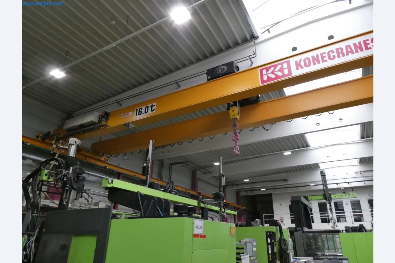 Engel Spritzgießmaschinen und Maschinen aus der Kunststoffindustrie-4