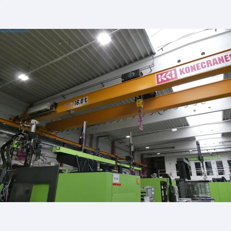 Engel Spritzgießmaschinen und Maschinen aus der Kunststoffindustrie-4