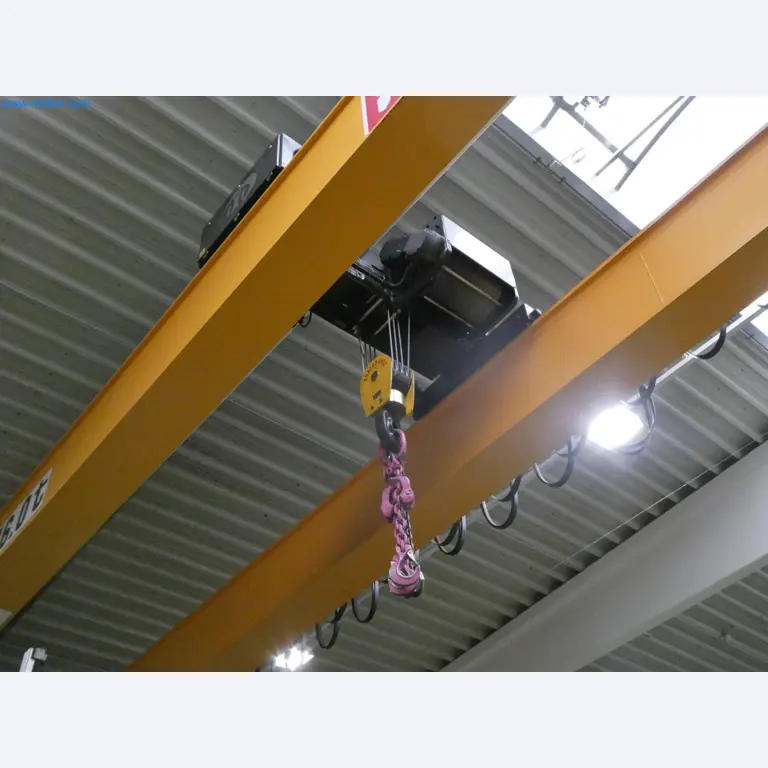 Engel Spritzgießmaschinen und Maschinen aus der Kunststoffindustrie-5