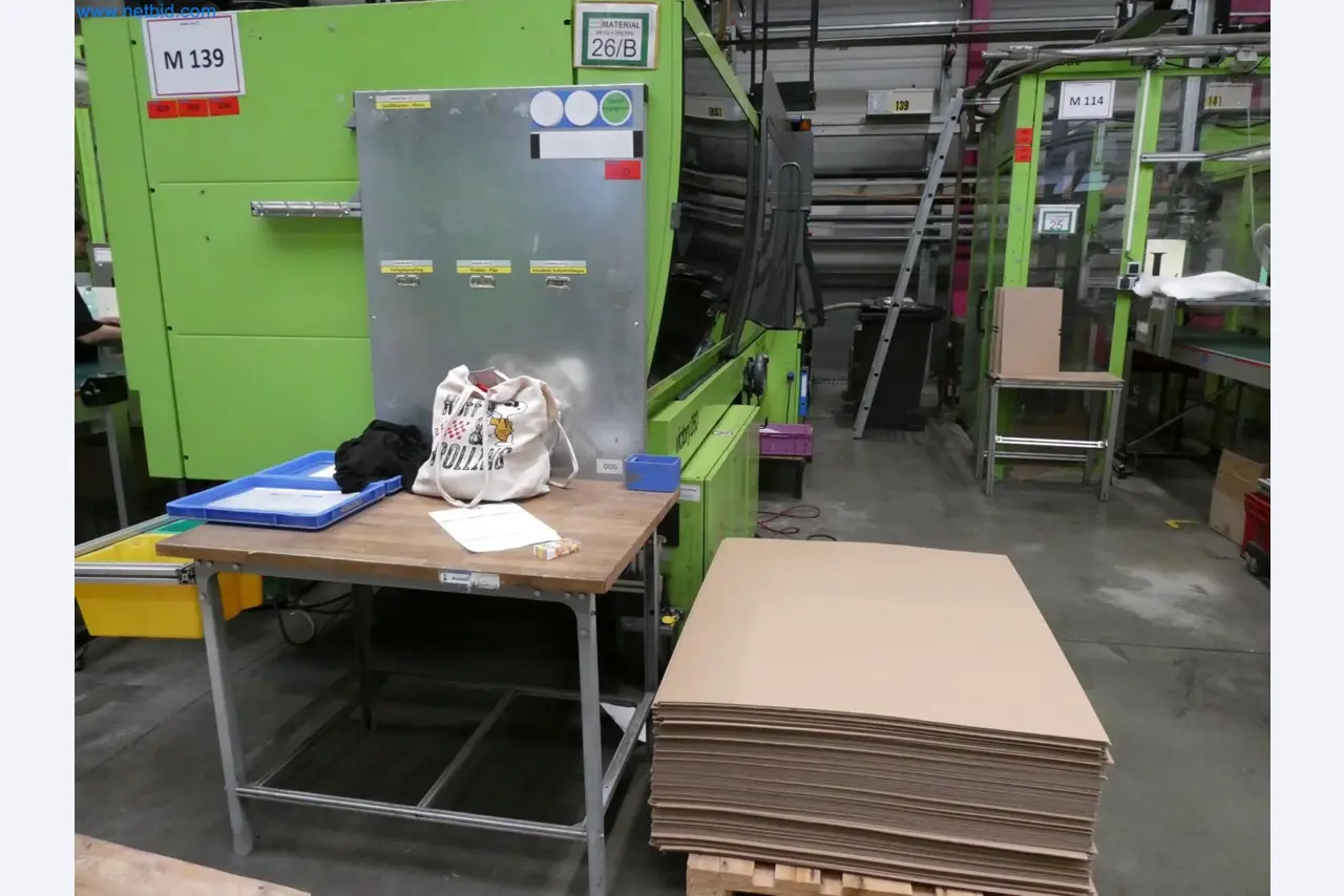 Engel Spritzgießmaschinen und Maschinen aus der Kunststoffindustrie-1