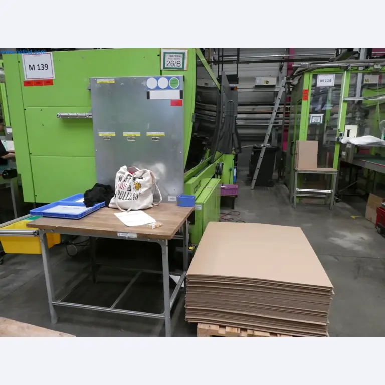 Engel Spritzgießmaschinen und Maschinen aus der Kunststoffindustrie-1