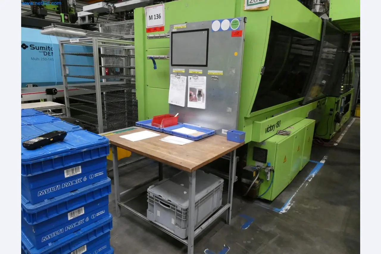 Engel Spritzgießmaschinen und Maschinen aus der Kunststoffindustrie-2