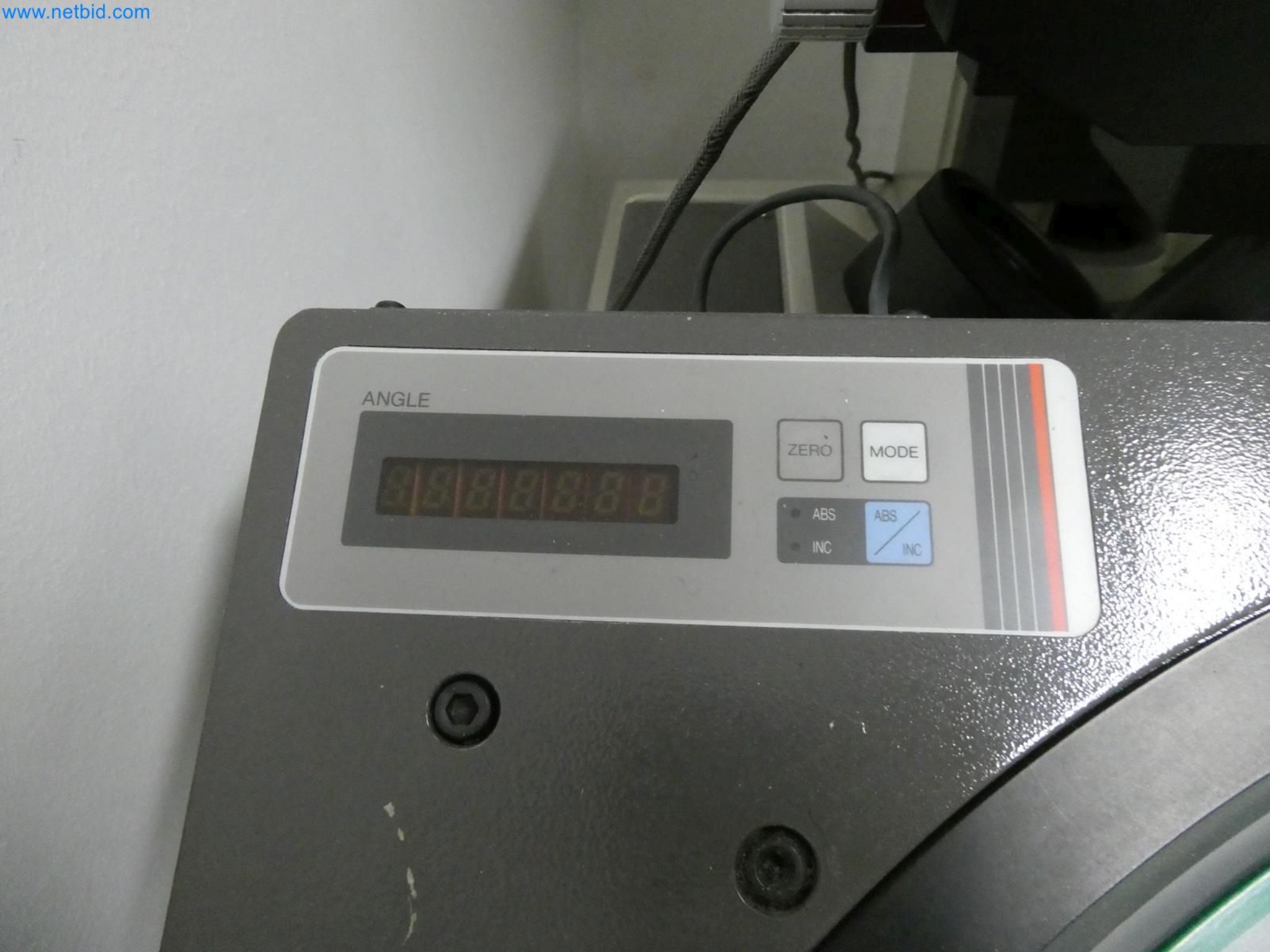 Engel Spritzgießmaschinen und Maschinen aus der Kunststoffindustrie-4