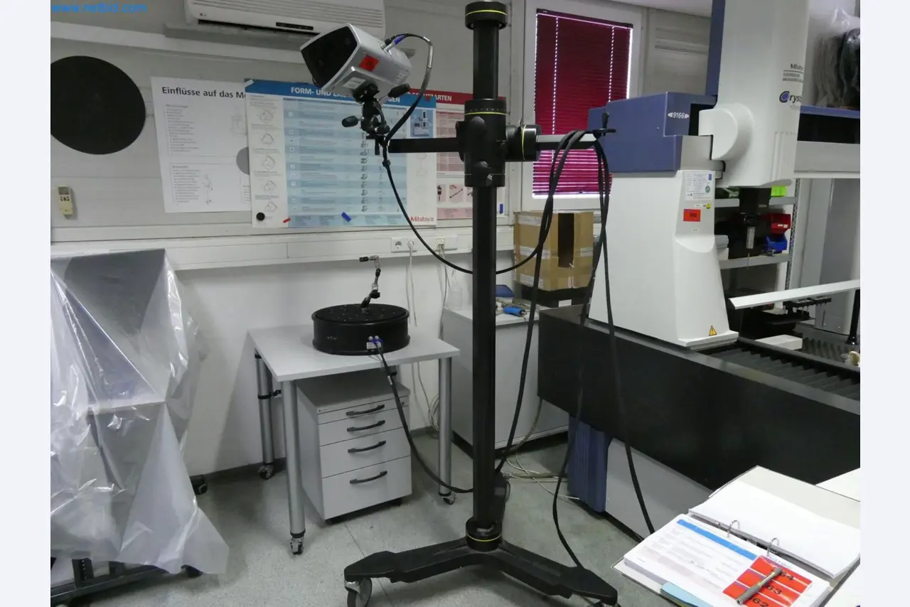 Engel Spritzgießmaschinen und Maschinen aus der Kunststoffindustrie-4