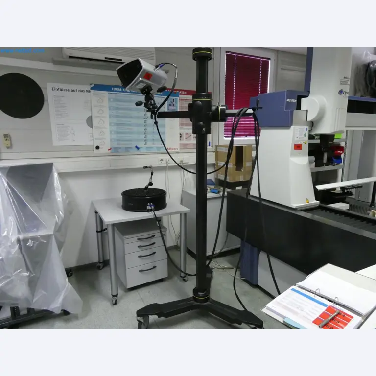 Engel Spritzgießmaschinen und Maschinen aus der Kunststoffindustrie-4