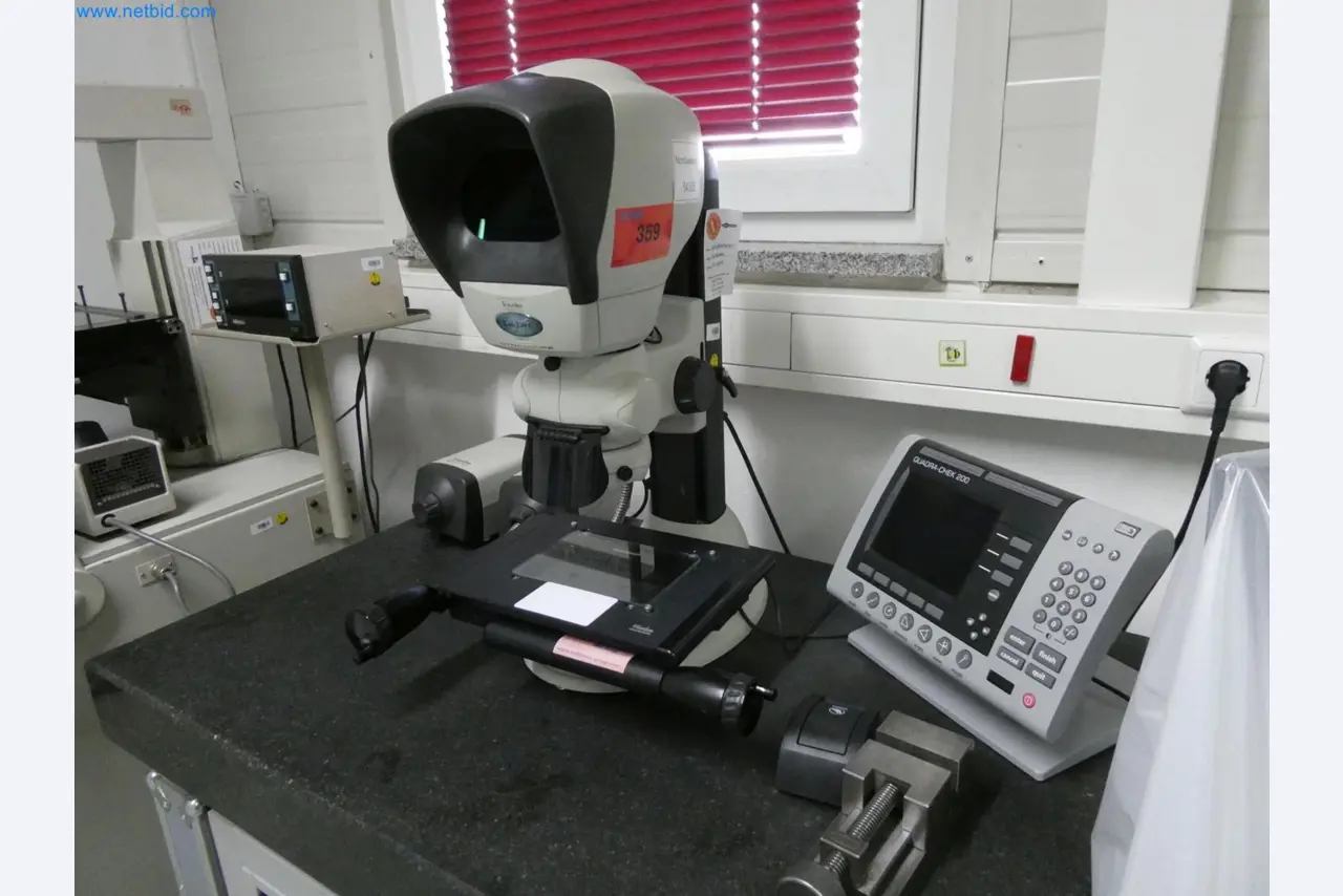 Engel Spritzgießmaschinen und Maschinen aus der Kunststoffindustrie-1