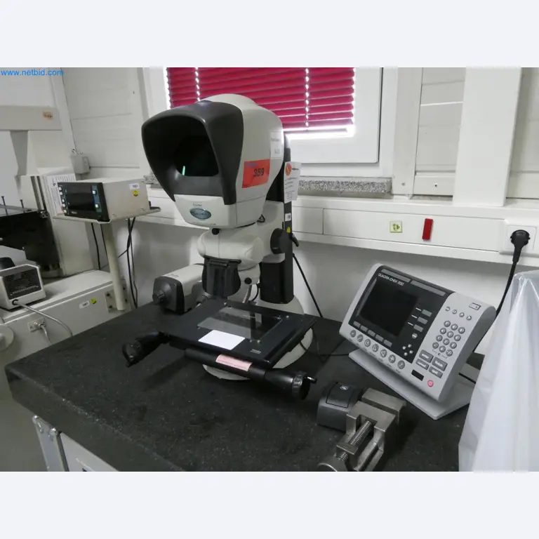 Engel Spritzgießmaschinen und Maschinen aus der Kunststoffindustrie-1