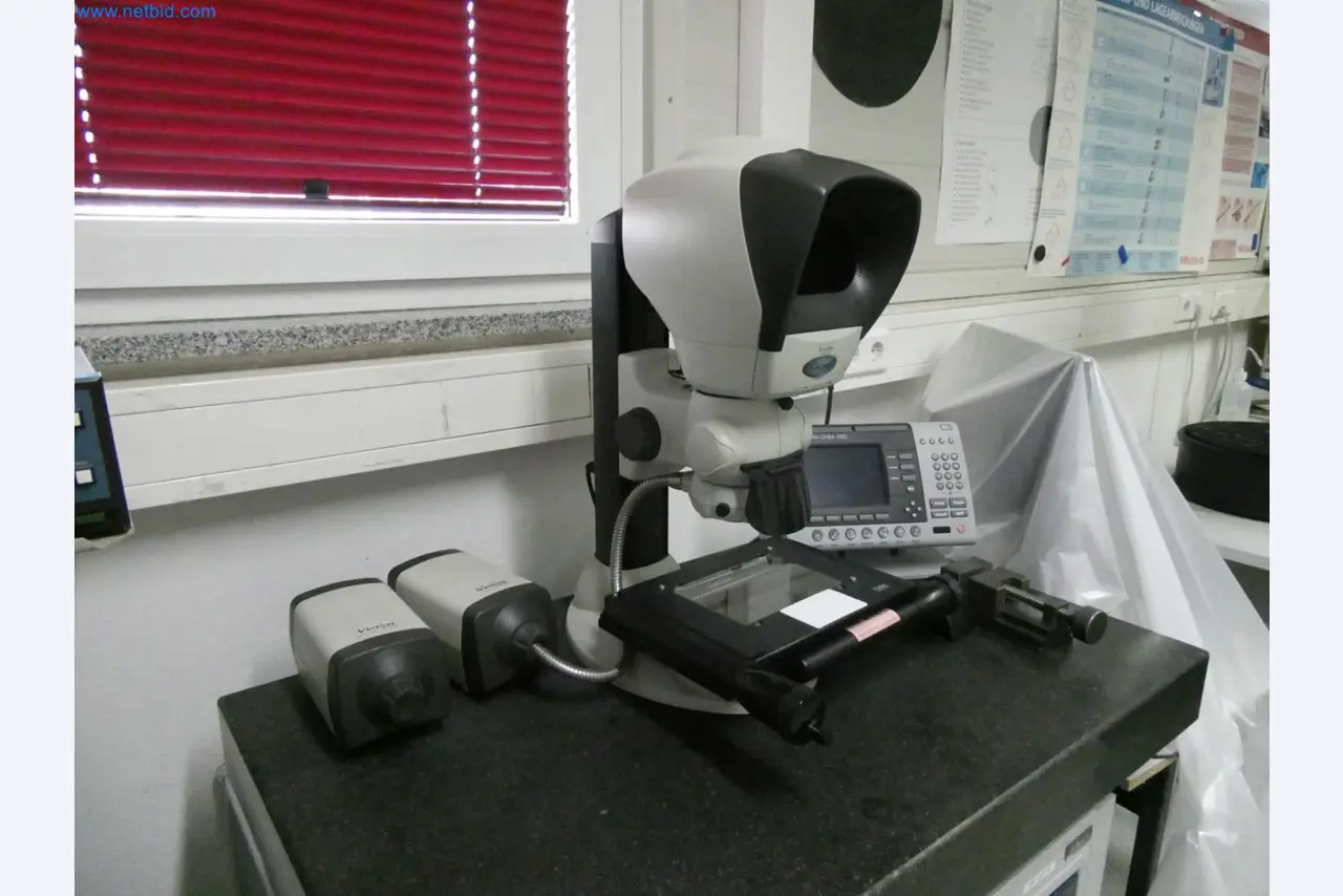 Engel Spritzgießmaschinen und Maschinen aus der Kunststoffindustrie-2