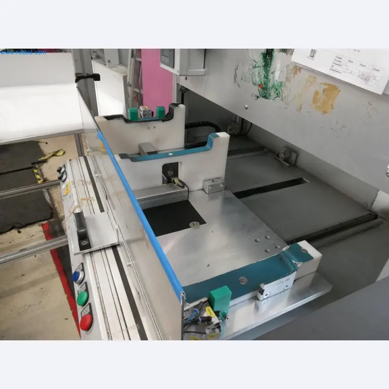 Engel Spritzgießmaschinen und Maschinen aus der Kunststoffindustrie-4