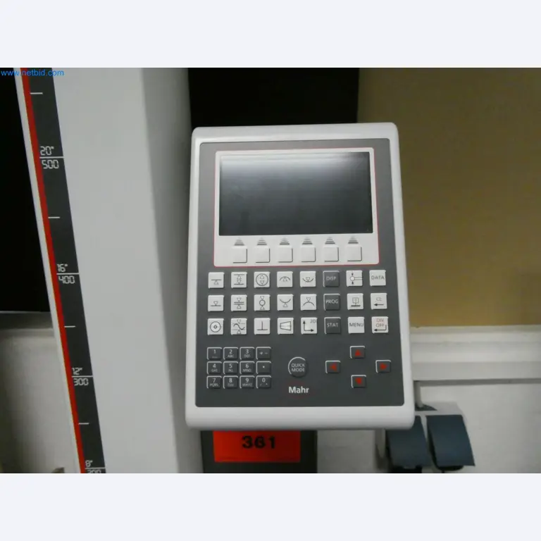 Engel Spritzgießmaschinen und Maschinen aus der Kunststoffindustrie-1