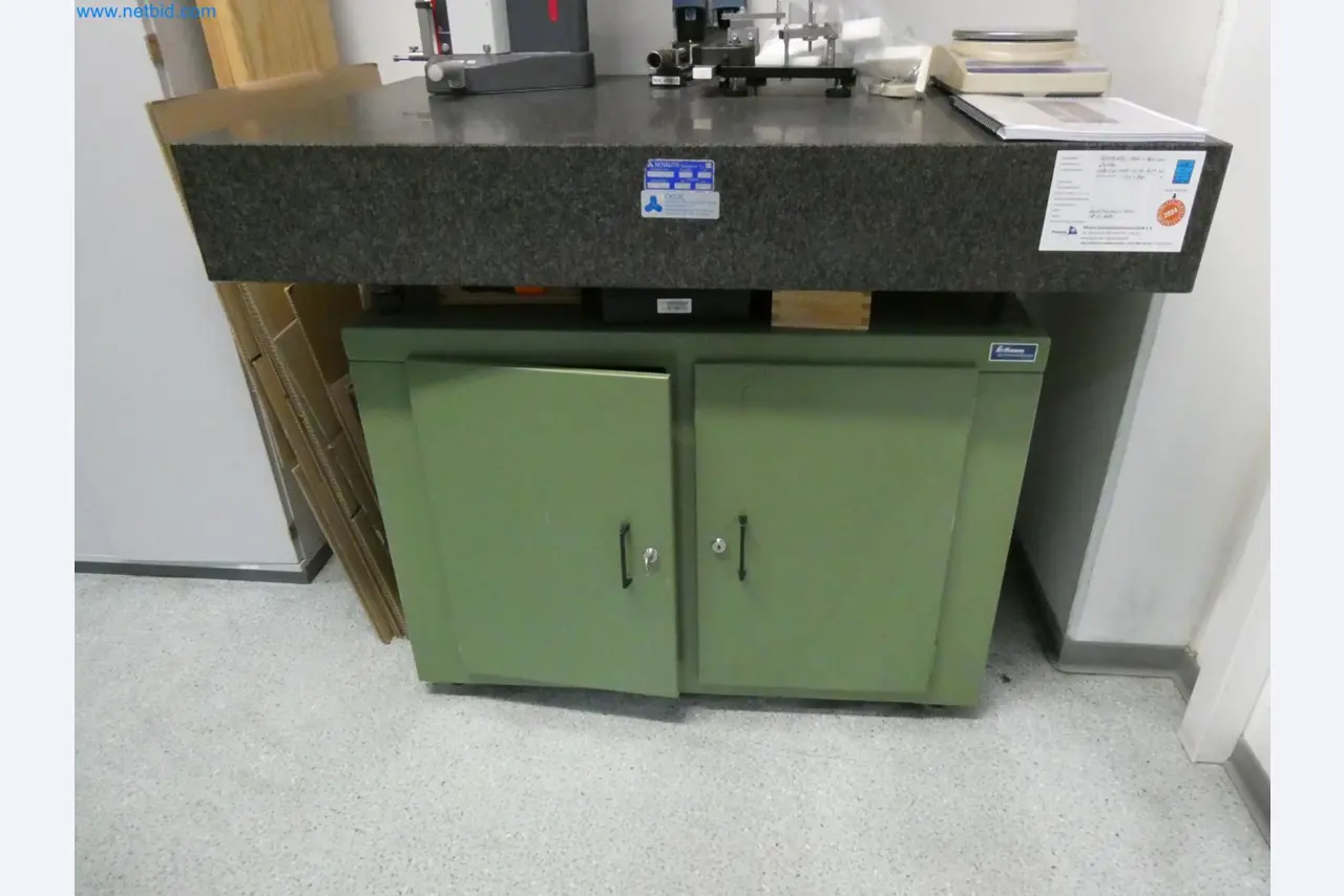 Engel Spritzgießmaschinen und Maschinen aus der Kunststoffindustrie-7